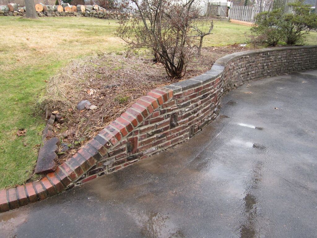 Brick Retaining Wall - Masonry in Middletown, NJ