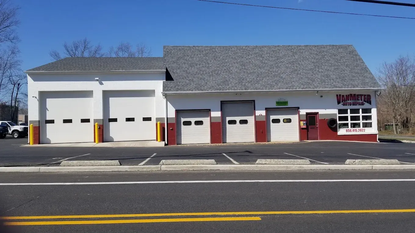 Auto Shop Front | Van Meter Auto Repair