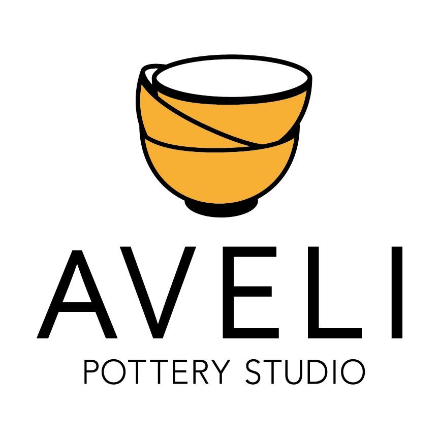 Logo for Aveli Pottery Studio: Stacked gold bowls, black text.