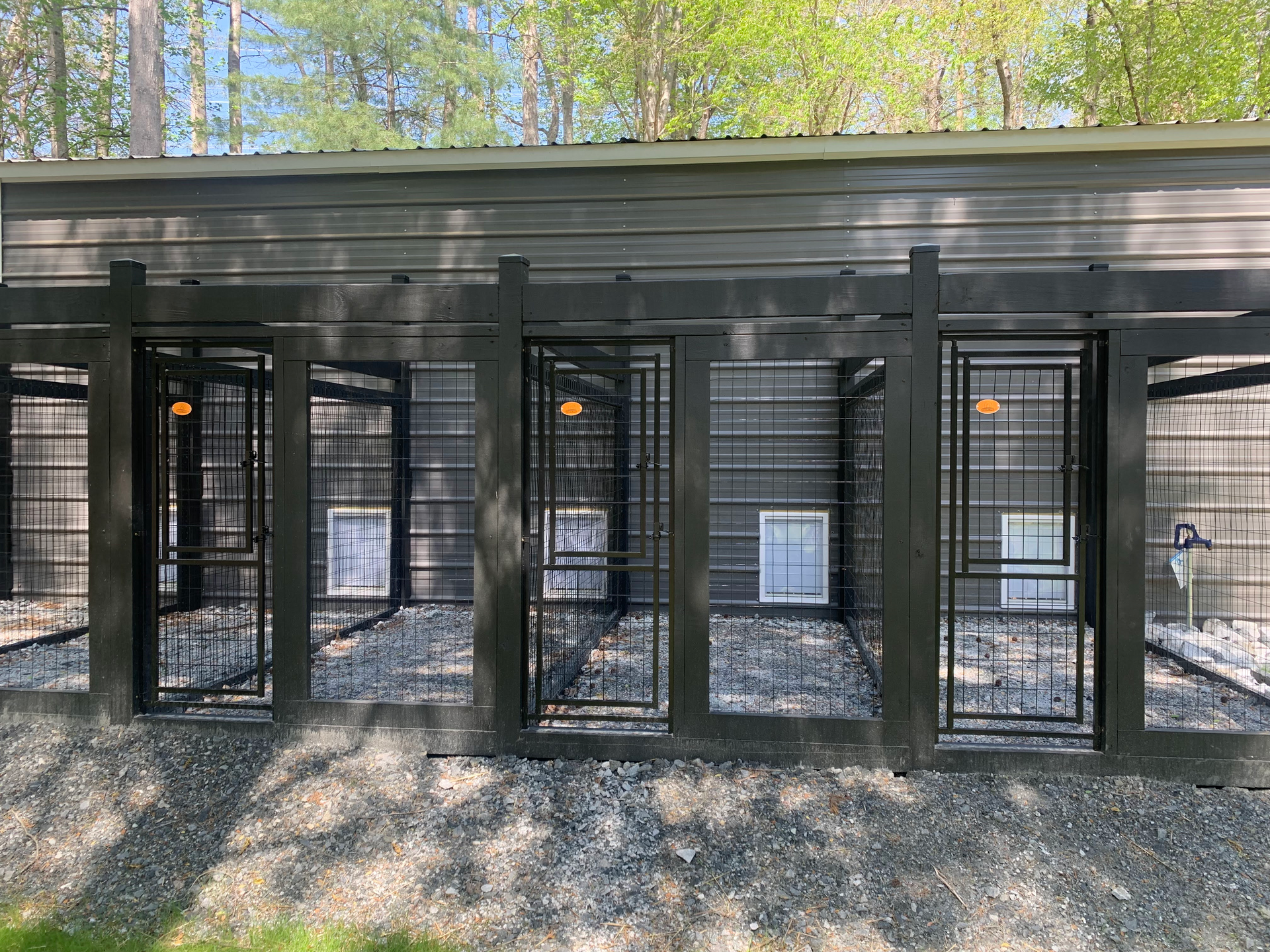 Outdoor kennels, Clemson SC