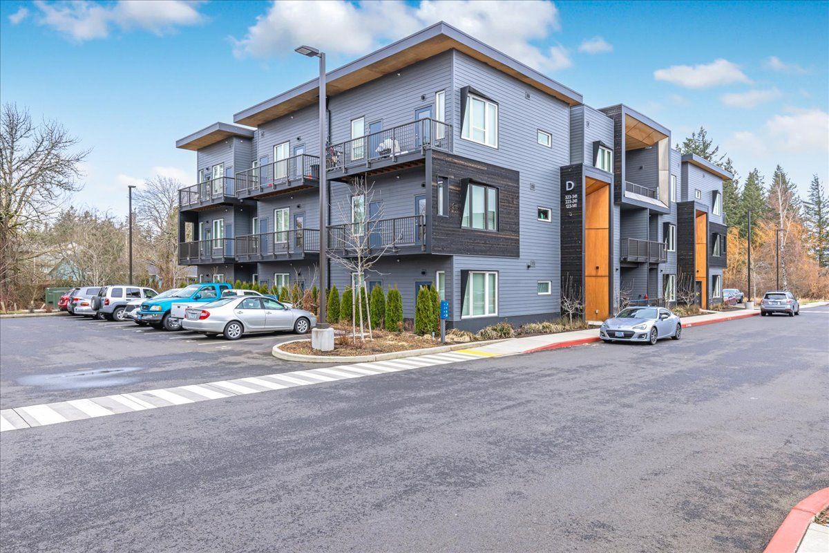 Exterior photo of Brookside Apartments