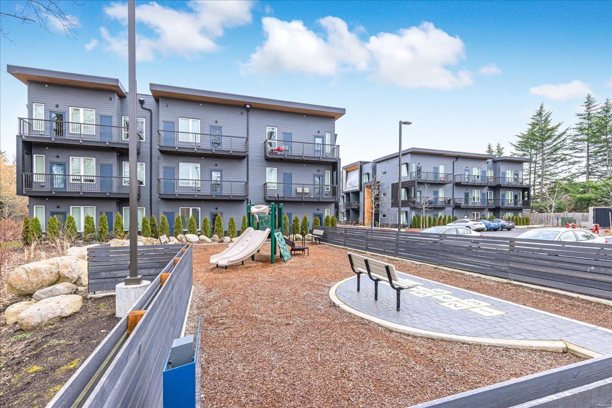 Exterior photo of Brookside Apartments