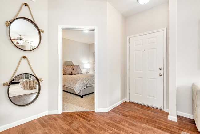 Steeplechase Apartments bedroom