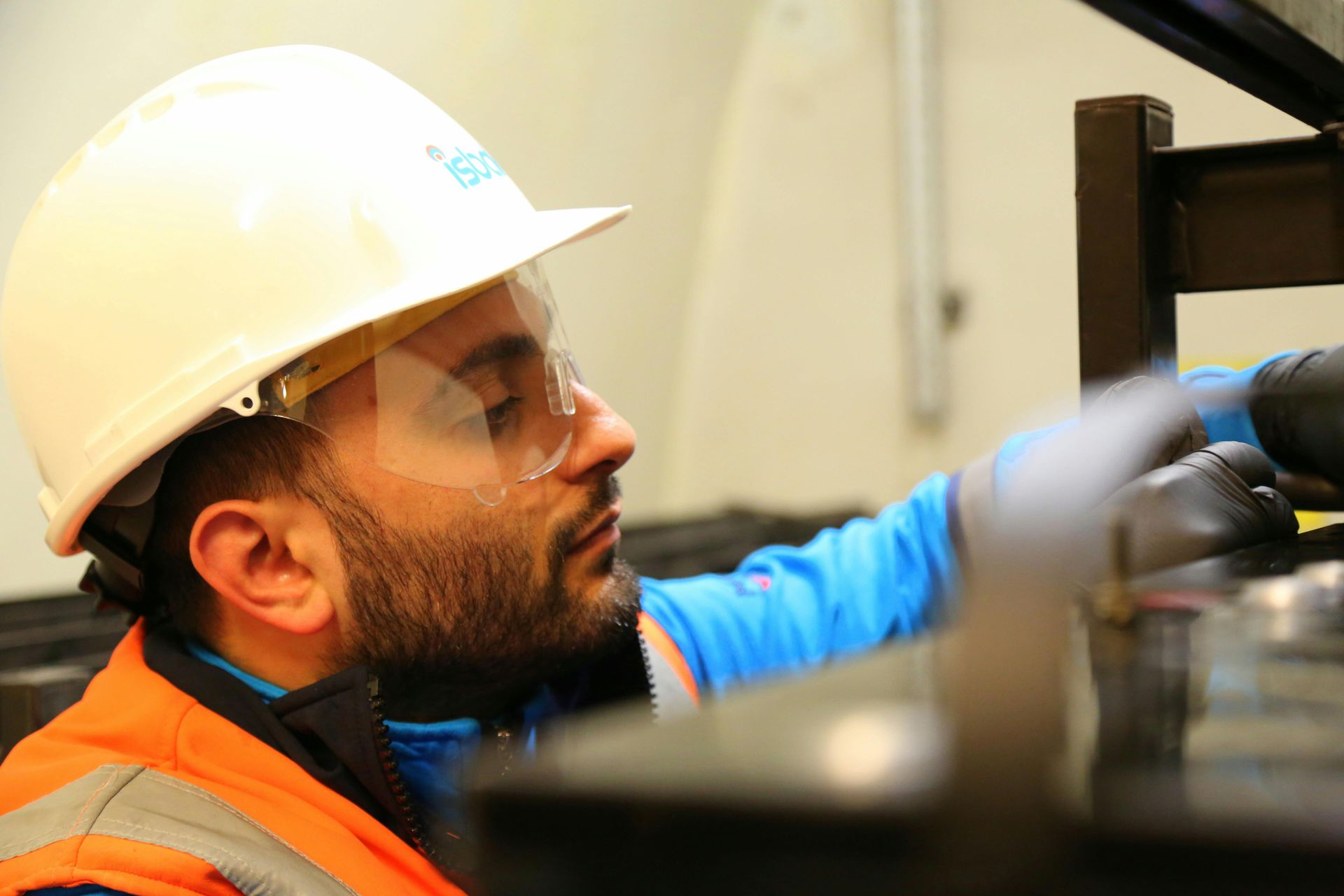 Obra civil con trabajos de mantenimiento y remodelación