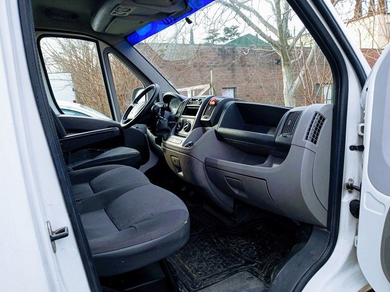 interno furgone 3