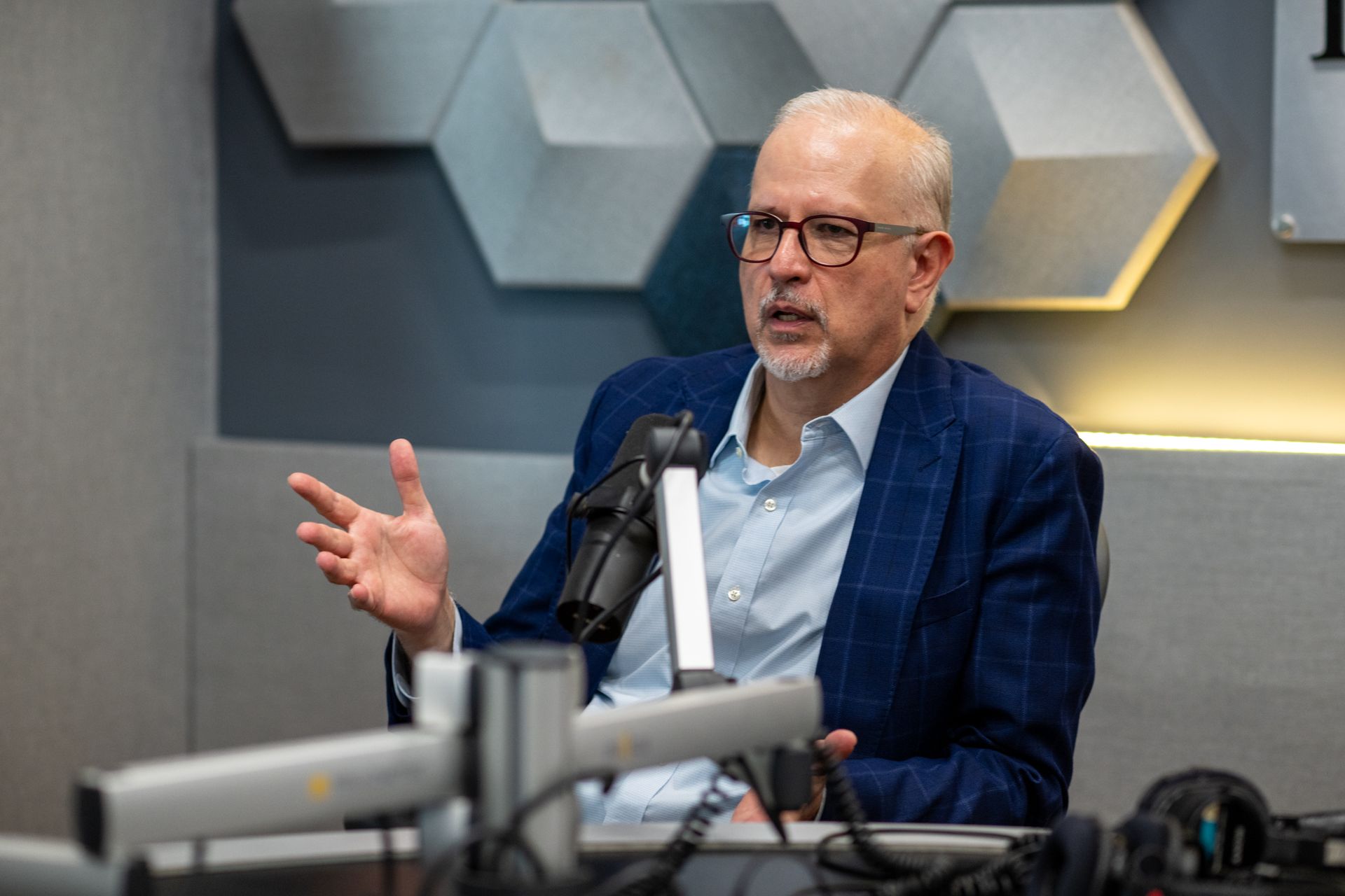 En medios de comunicación