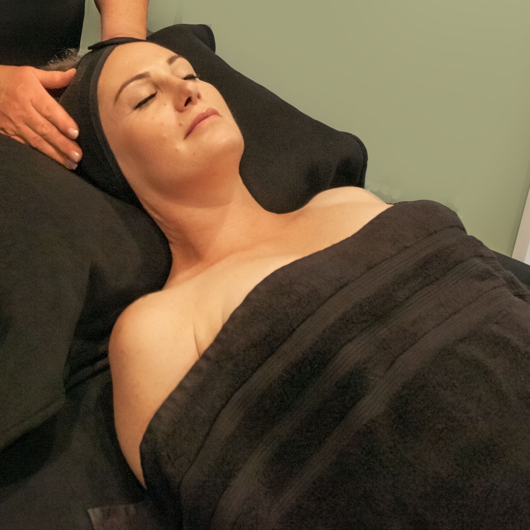 Peaceful treatment room in boutique day spa, beauty spa photographer Auckland