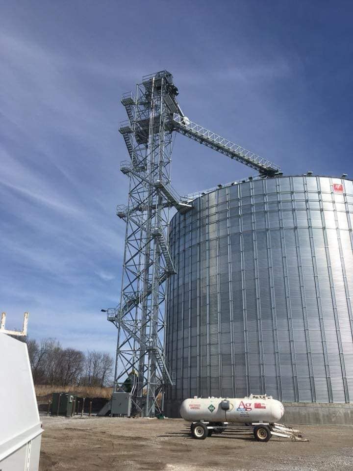 Electrical Install at Heinen's