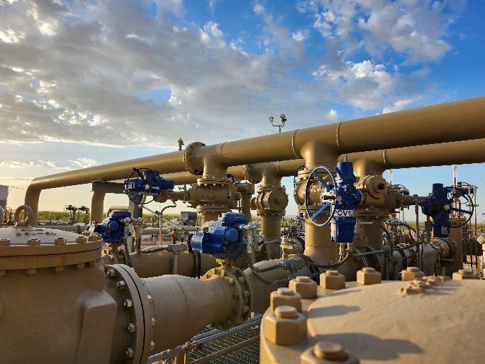 Apollo helped a midstream terminal reduce H₂S from 9,000 ppm to below 100 ppm across 75,000 BBL/day using automated Vap-X™ treatment — cutting costs to under $0.35/bbl and eliminating manual intervention.