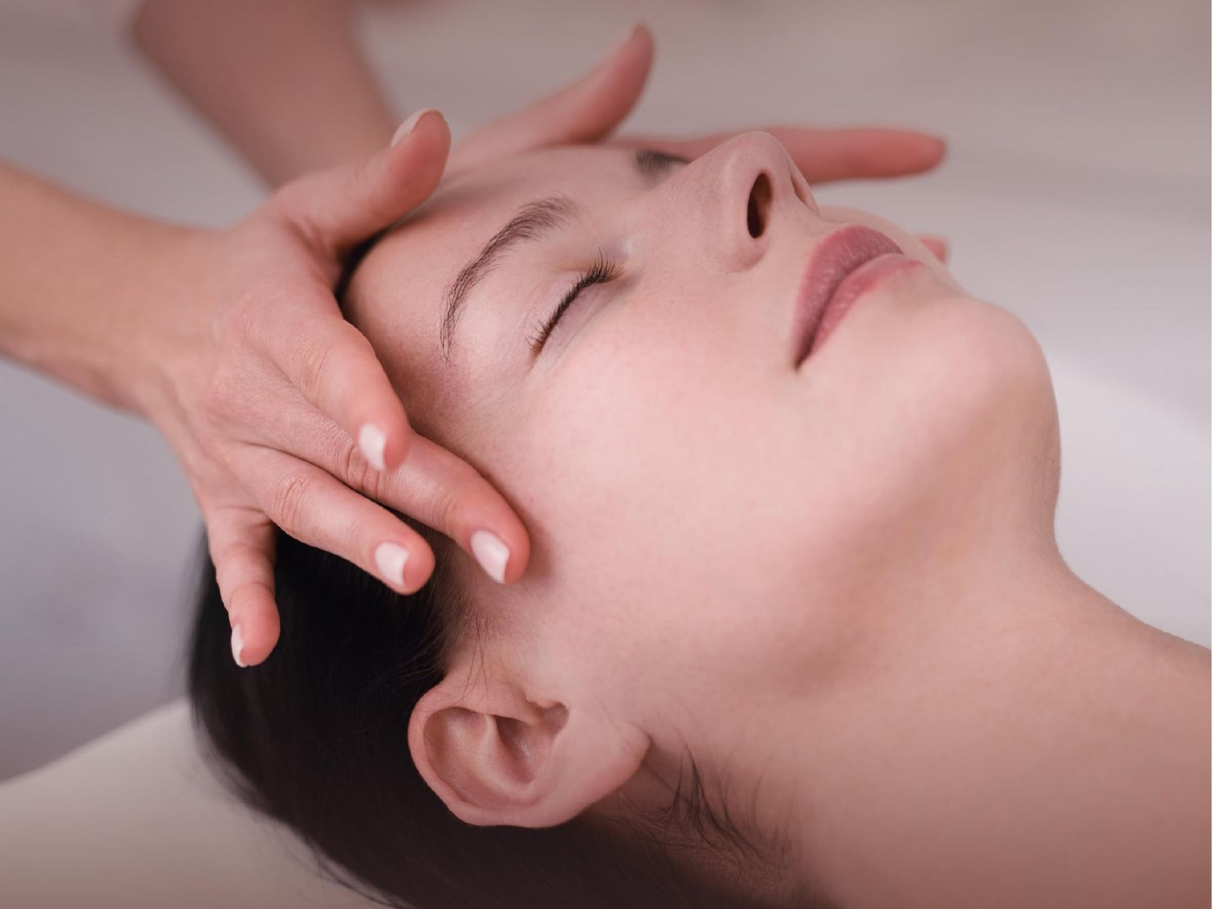 法芮頭皮療程操作畫面