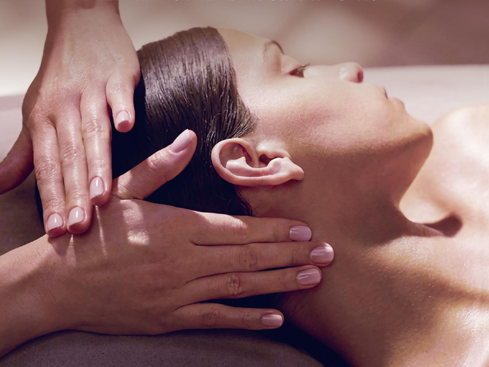 法芮頭皮療程操作畫面