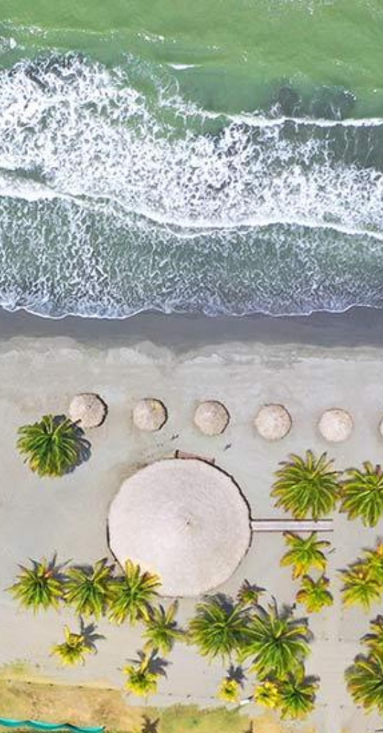 club de playa altos de canoas