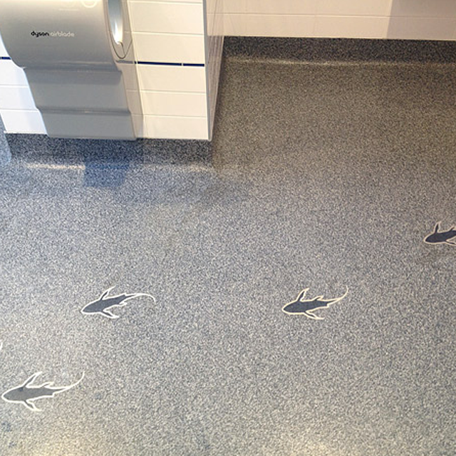 quartz application in bathroom