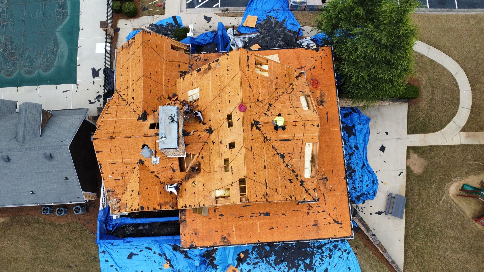 Roof tile installation for house in Atlanta, Georgia
