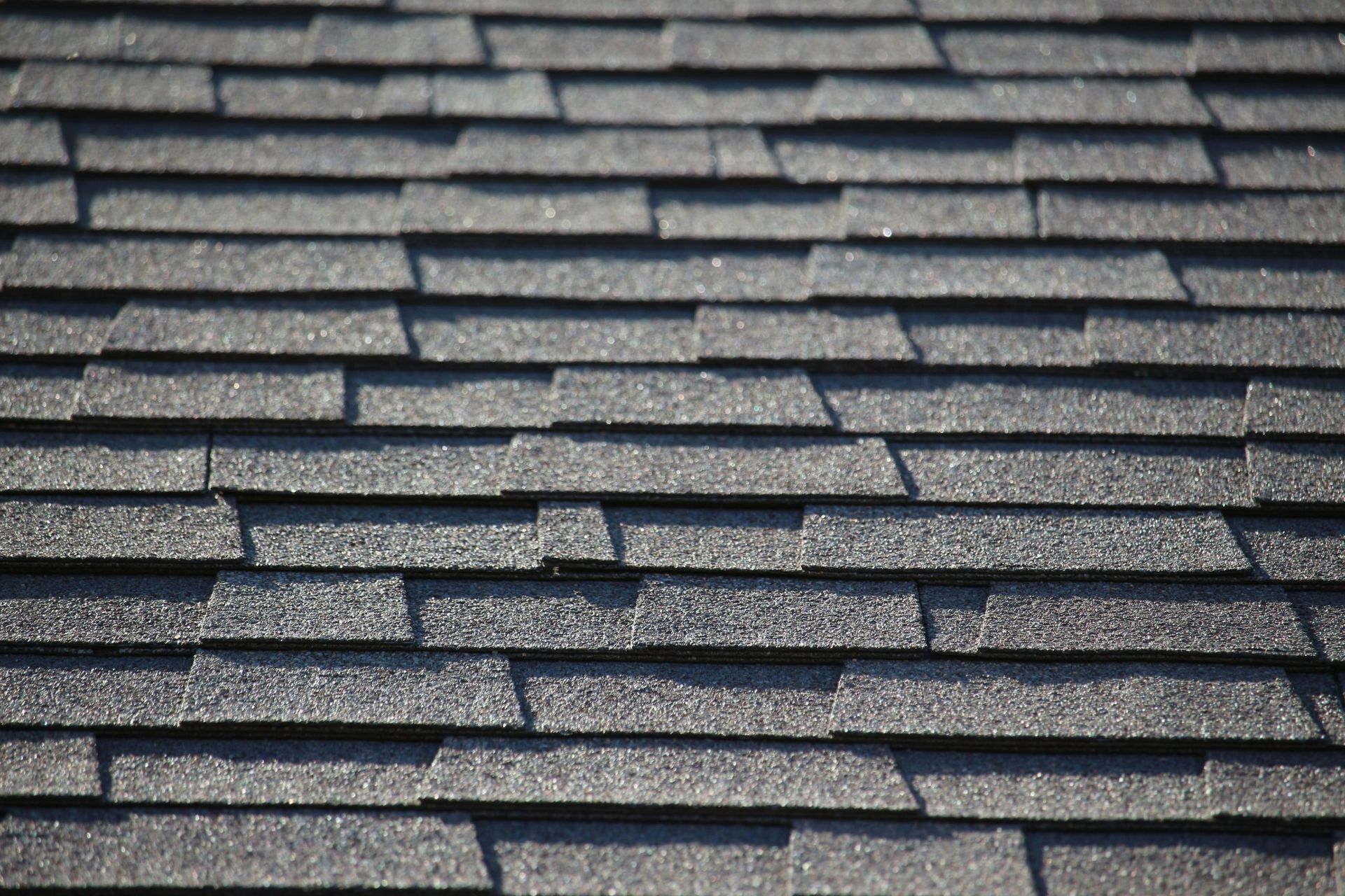 Roof shingle fitting for residential home in Atlanta, Georgia