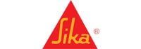 El logotipo de Sika está en un triángulo rojo sobre un fondo blanco.
