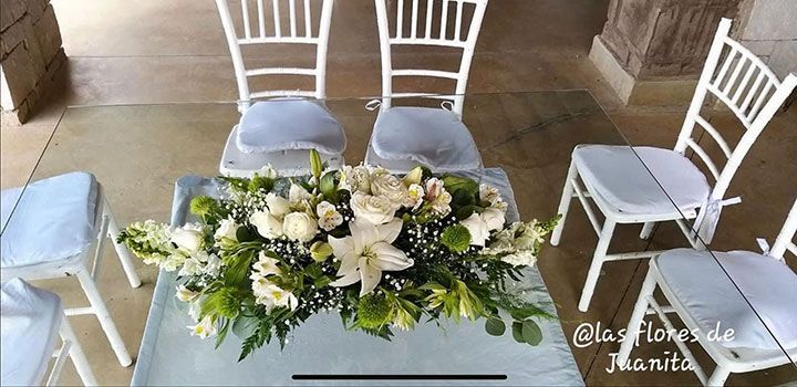 LAS FLORES DE JUANITA