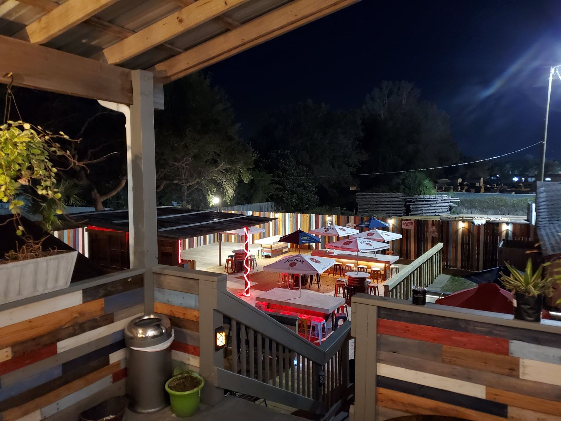 Outdoor Event Venue Fort Walton Beach, FL Pallet