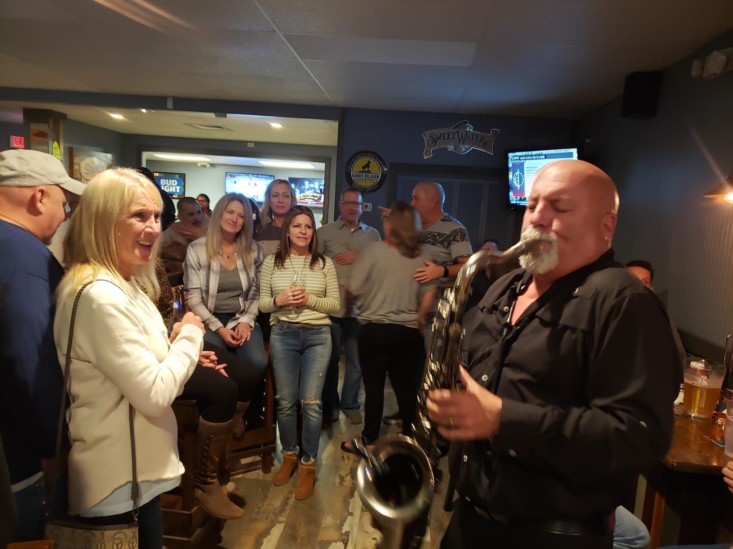 Events Photo Gallery Fort Walton Beach, FL Pallet Bar