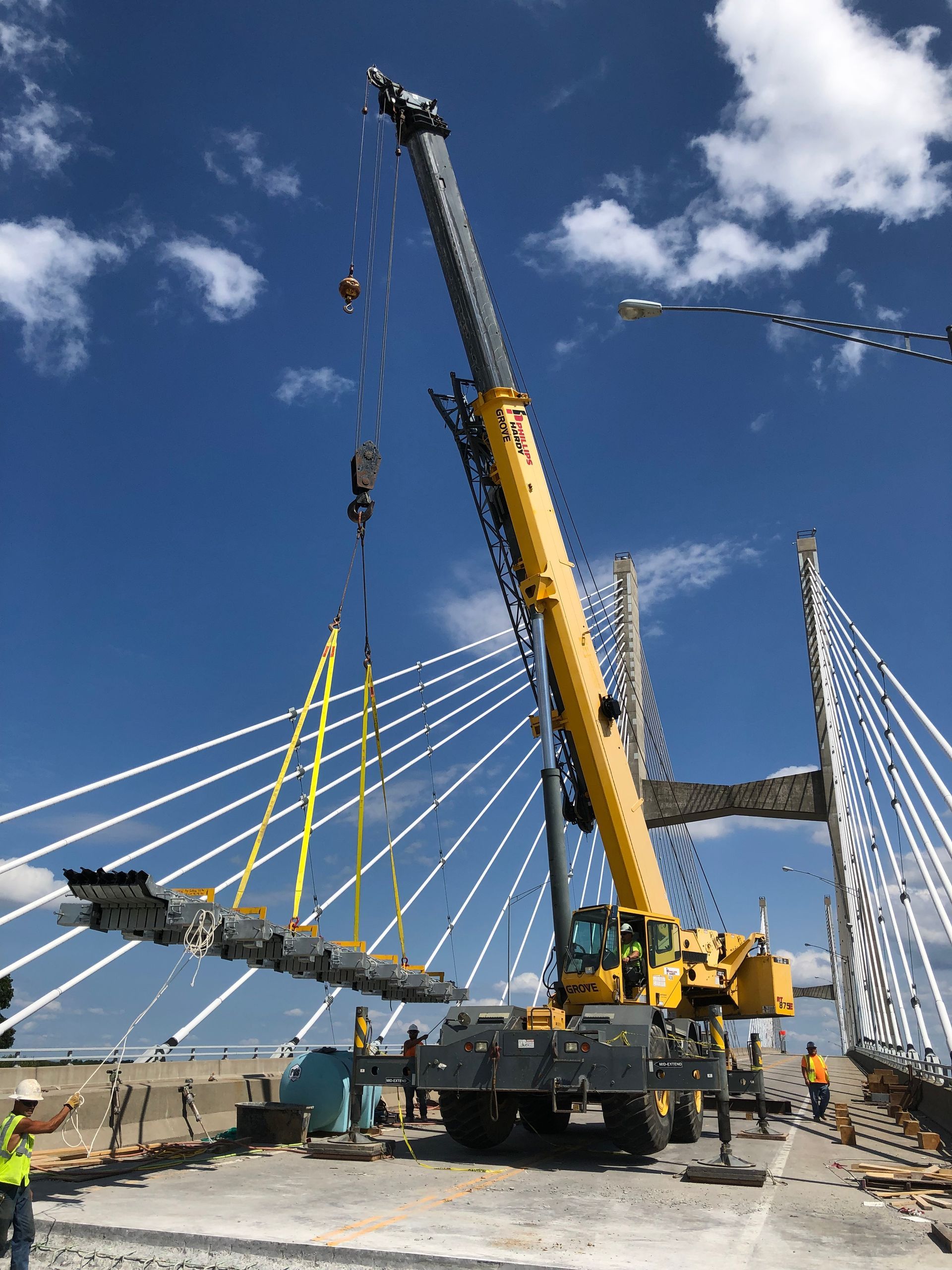 Hardy Holding Group Meets Infrastructure Needs in the Midwest. Get in Touch With Our Contractors.