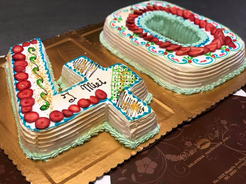 torta a forma di numero