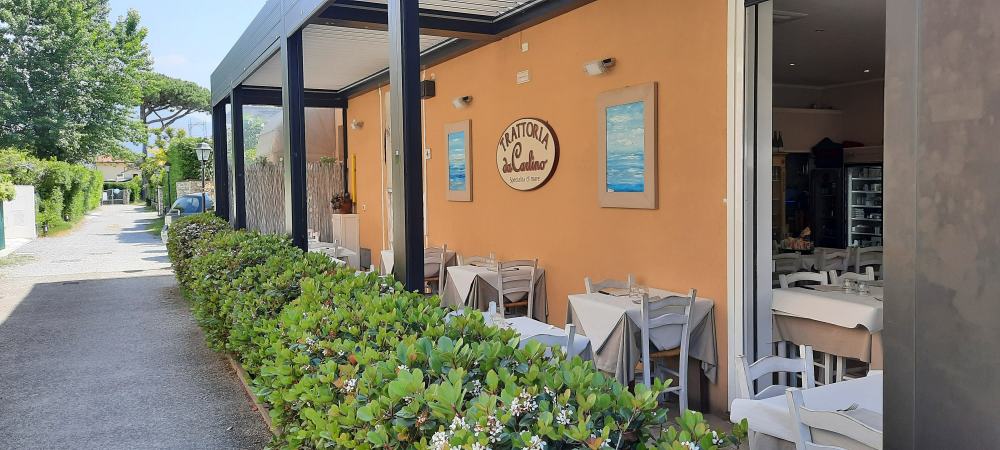 ristorante con dehors esterno