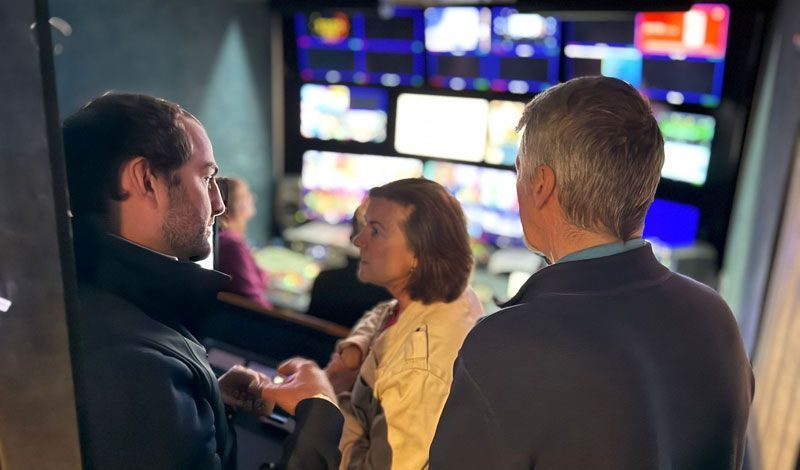 Eluned Morgan sees Green Hydrogen Power TV Studio at Eisteddfod Festival