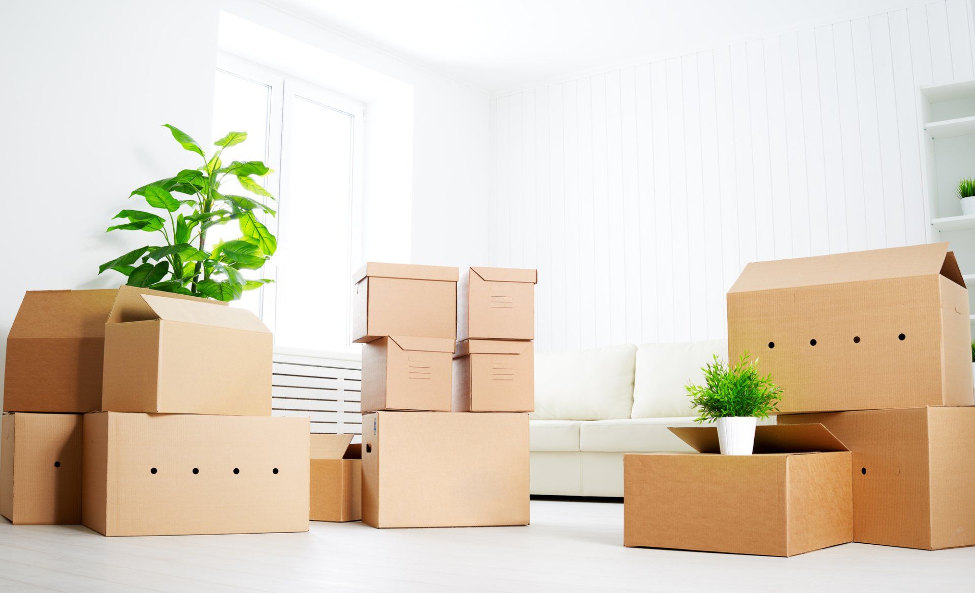 Residential Moving Service in Phoenix, AZ | Emergency Family Movers