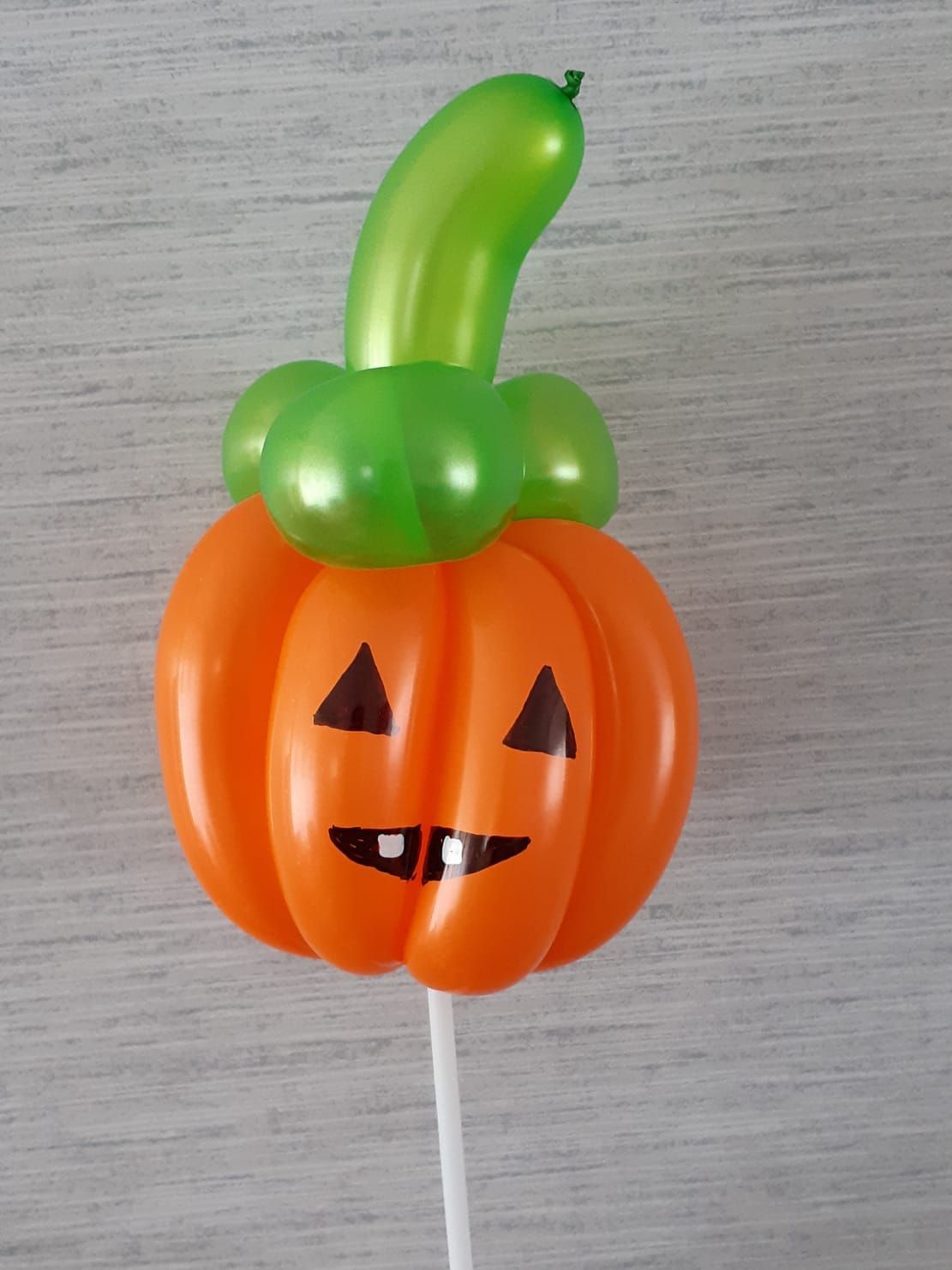 Ballonnen vouwen Emmen, Assen, Borger, Musselkanaal, Stadskanaal, Eext, Exloo, Buinen, Hoogeveen, Leek, Roden