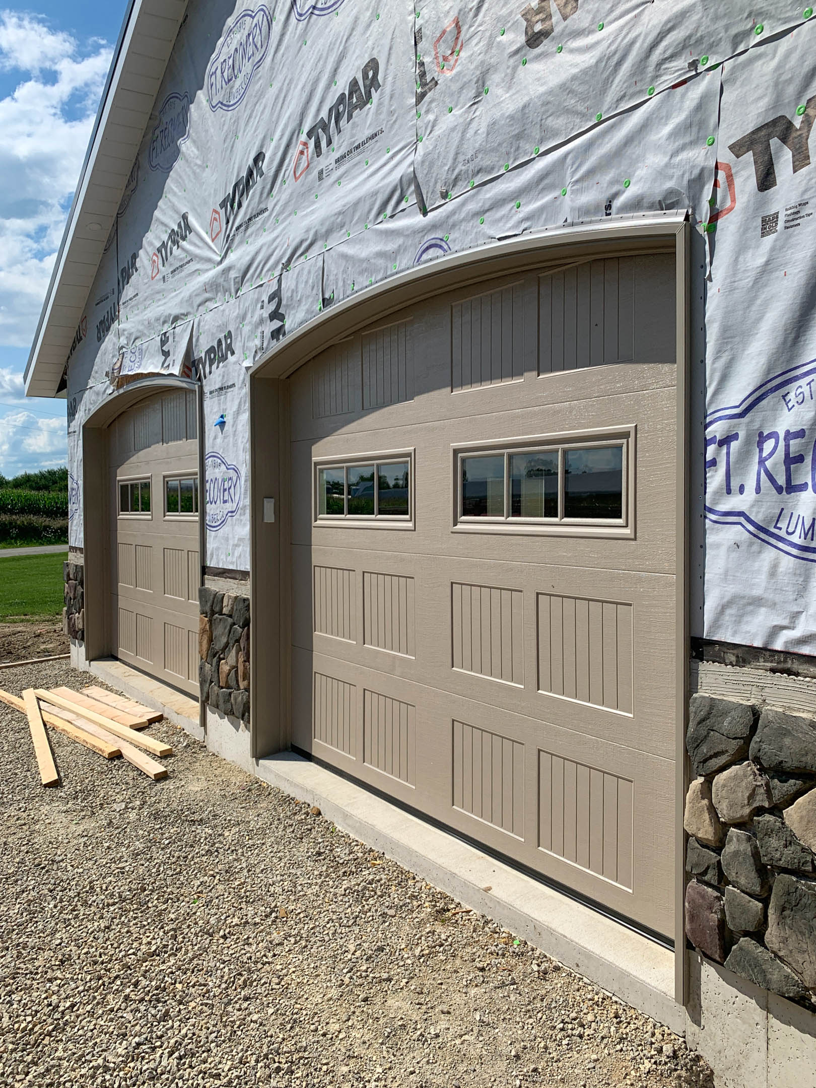 Model 60 in Sandstone with 3 Pane Window