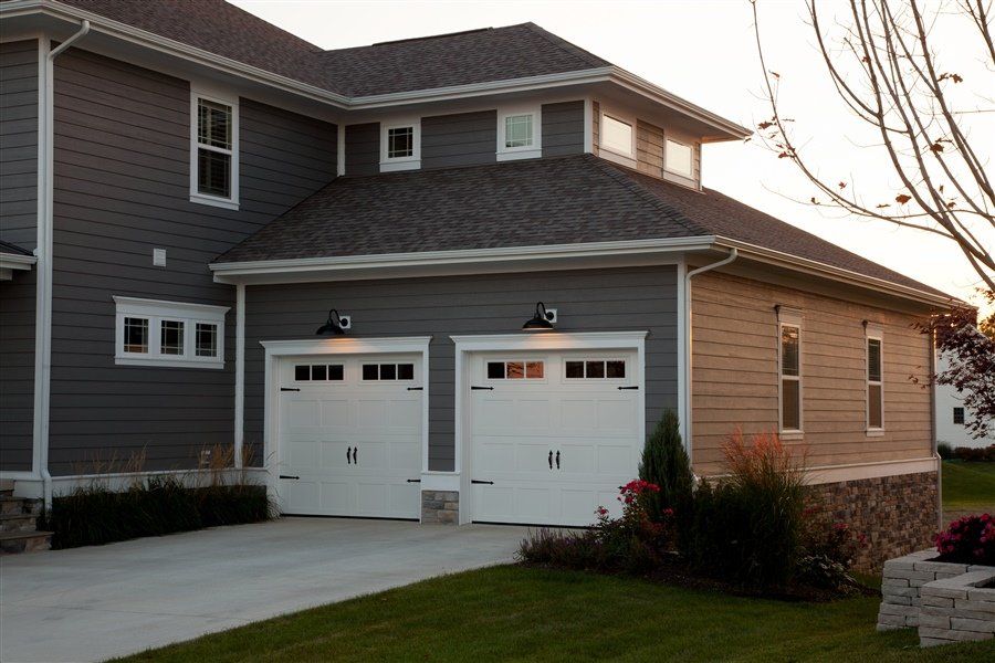 Model 61 in White with 3 Pane Windows and Decorative Hardware