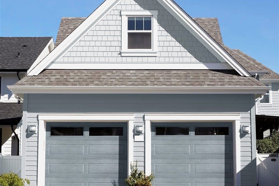 Model 70 in Graywood with Clear Plain Windows