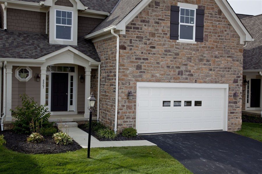Model 80 in White with Clear Plain Windows.