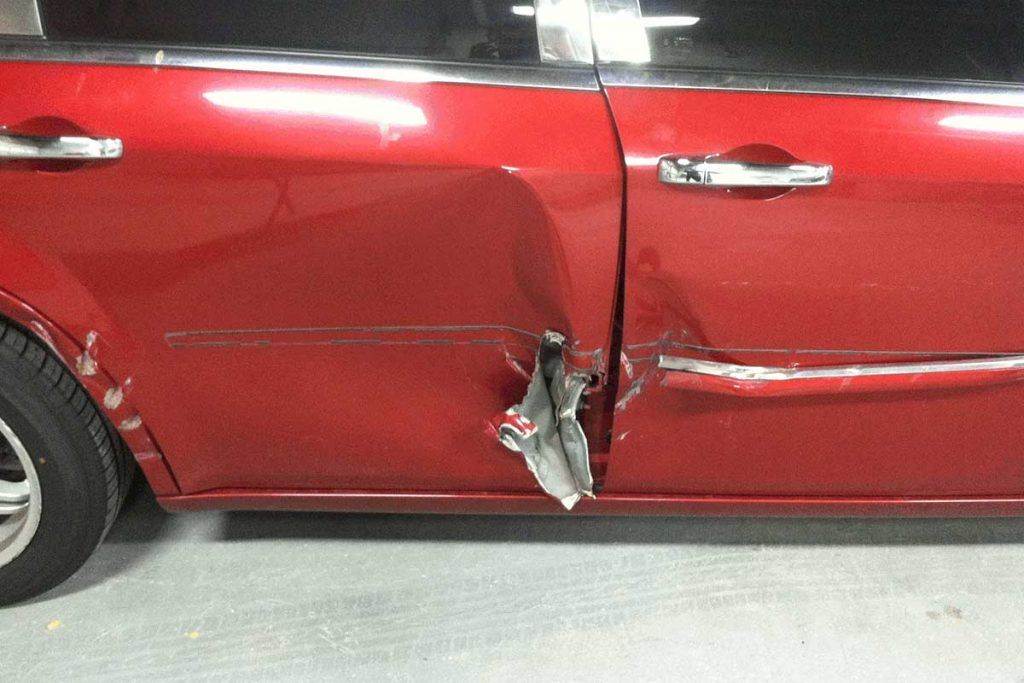 Chrysler Before | B & K Collision