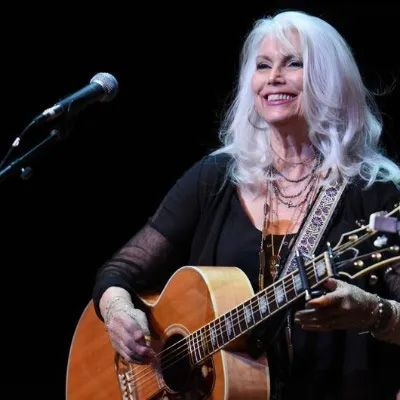 Emmylou Harris - Stumble On To Grace