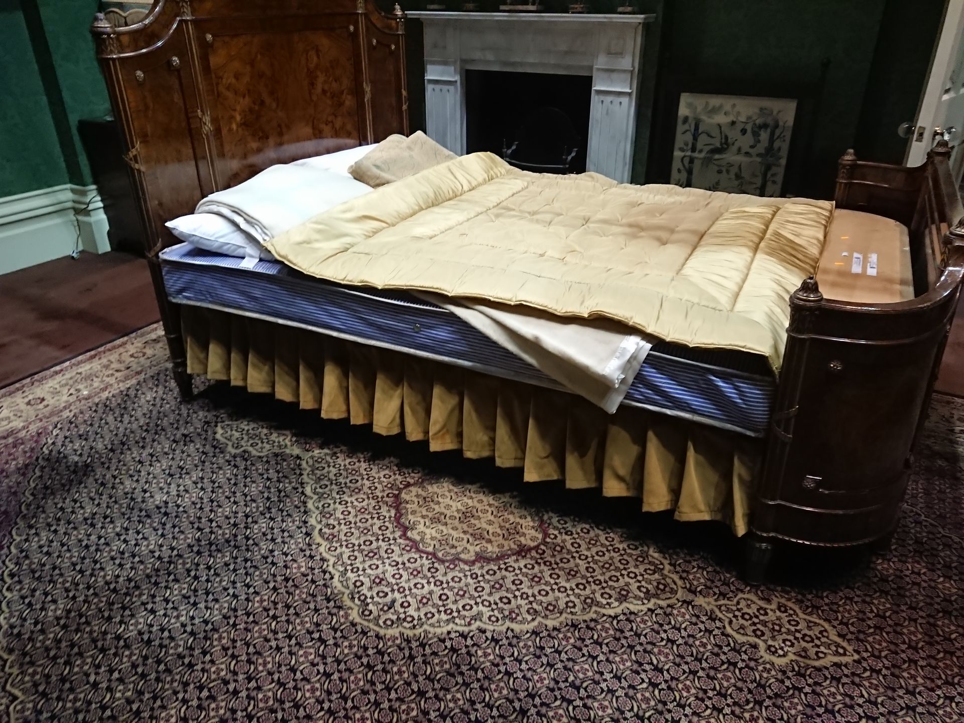 Assorted, fabric, decoration made for 