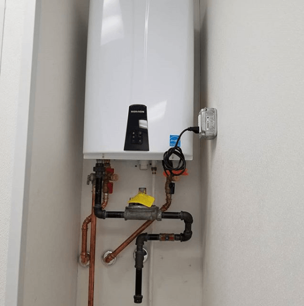 Tankless Water Heater - Lowellville, OH - Honesty Plumbing LLC