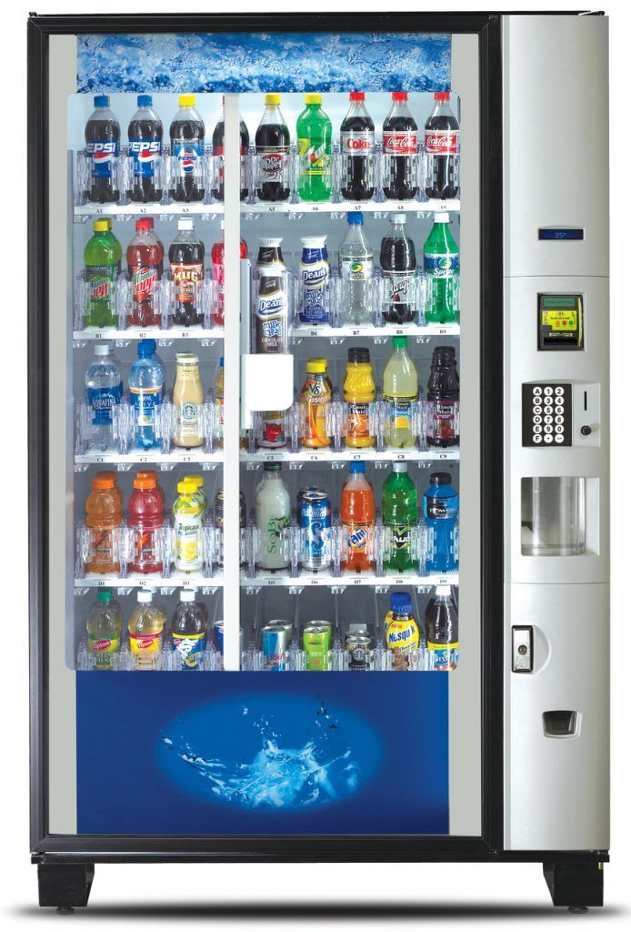 A vending machine filled with various bottled drinks against a white and blue backdrop.