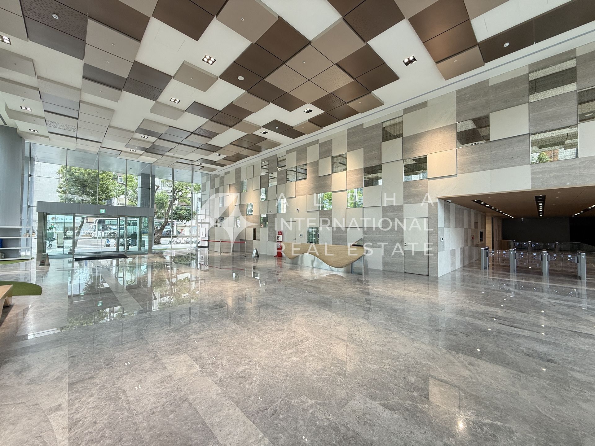 文湖線，中山國中站 優質辦公室出租