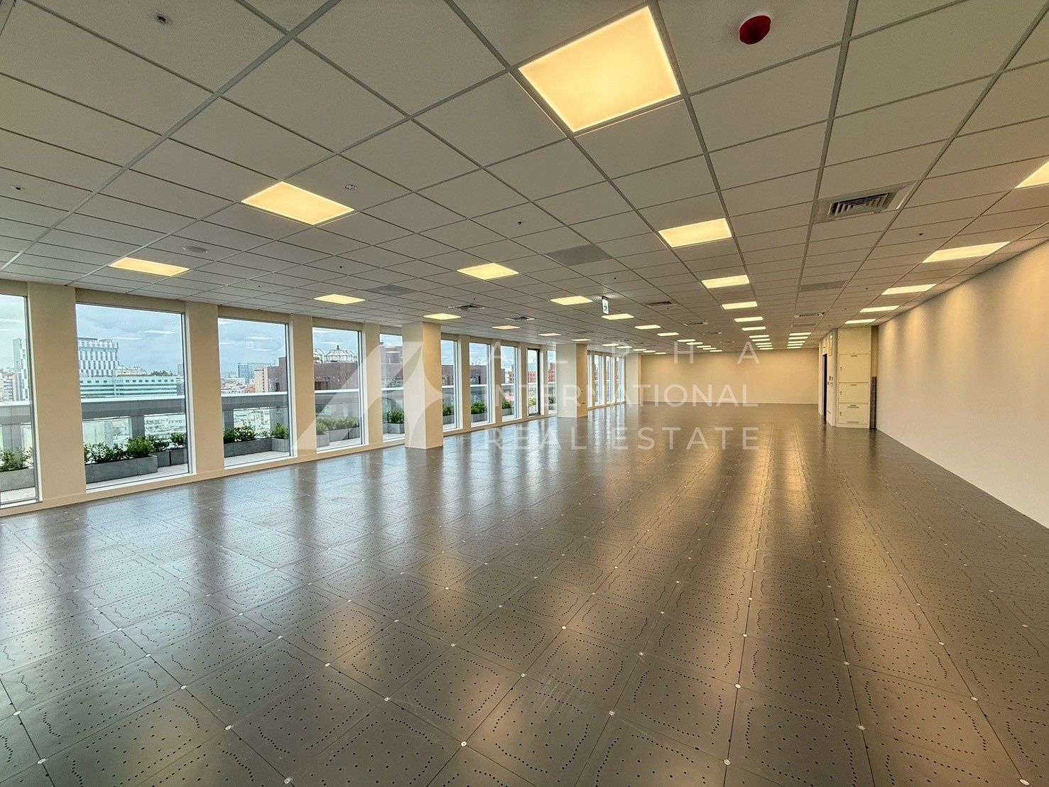 文湖線，中山國中站 優質辦公室出租