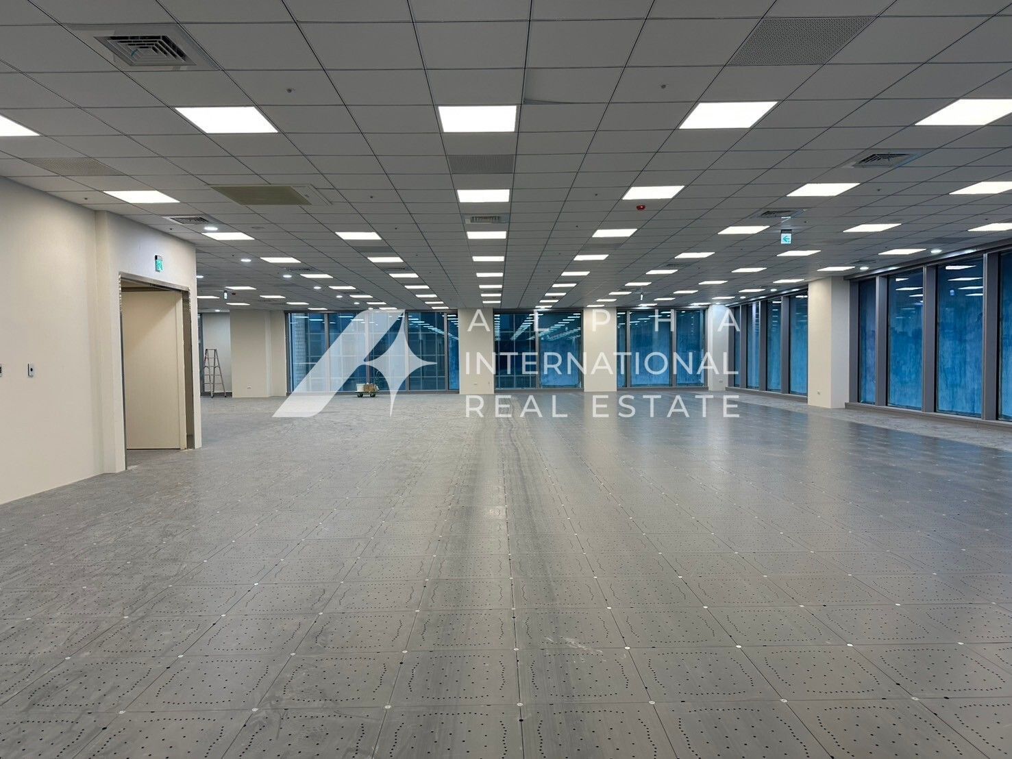 文湖線、松山新店線  南京復興站、中山國中站 A級辦公室出租