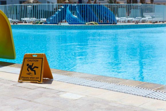 caution slippery when wet
