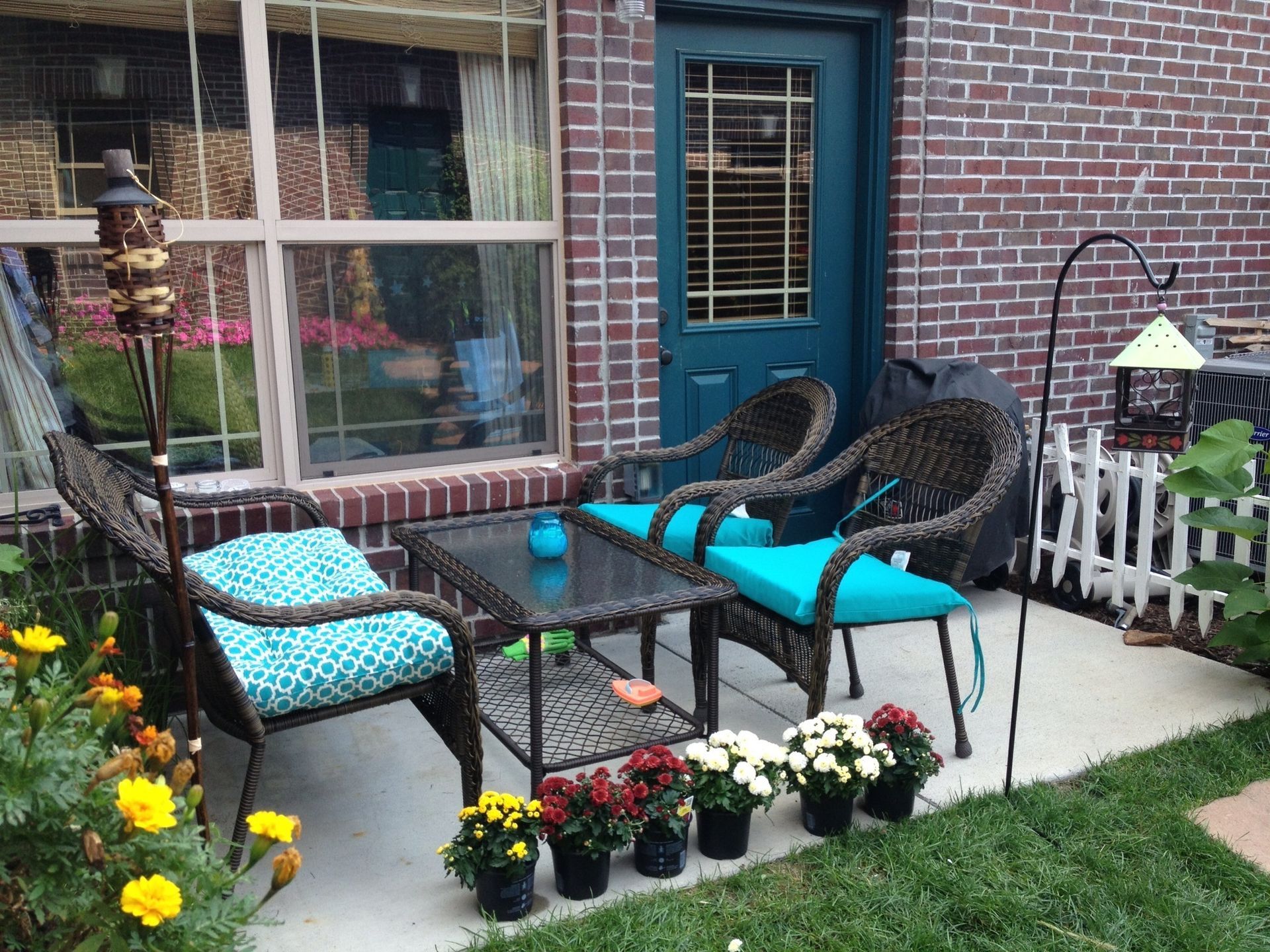 The Flats on 41 - Image 1