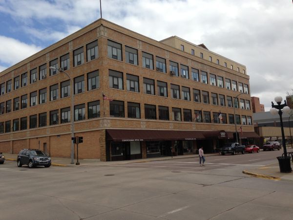 Commerce Building — Sioux City, IA — L&L Builders Co