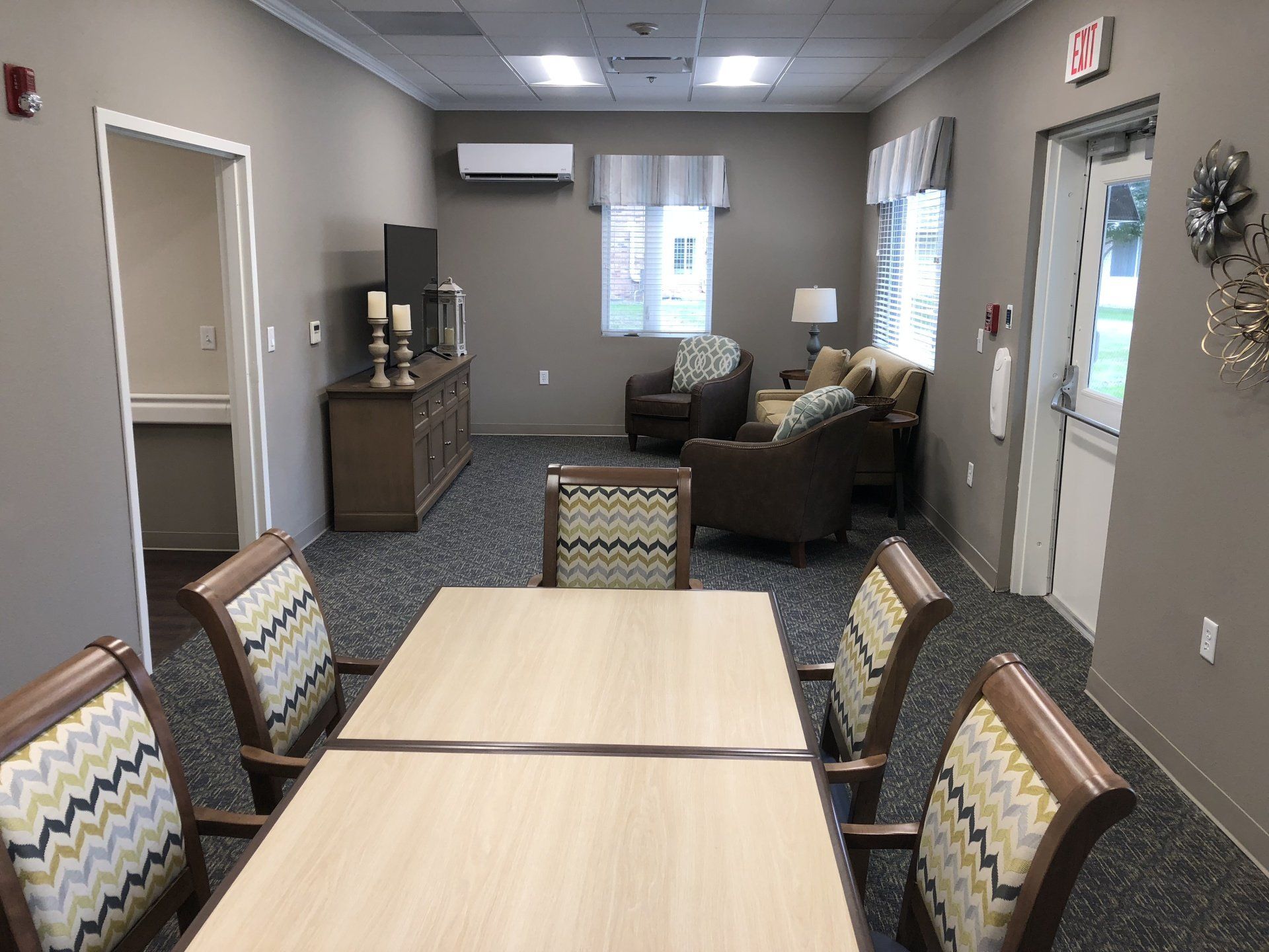 Health Center Table and Chairs — Sioux City, IA — L&L Builders Co.