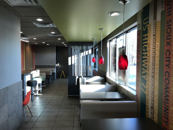Mcdonald's Front View Of Dining Area — Sioux City, IA — L & L Builders Co.