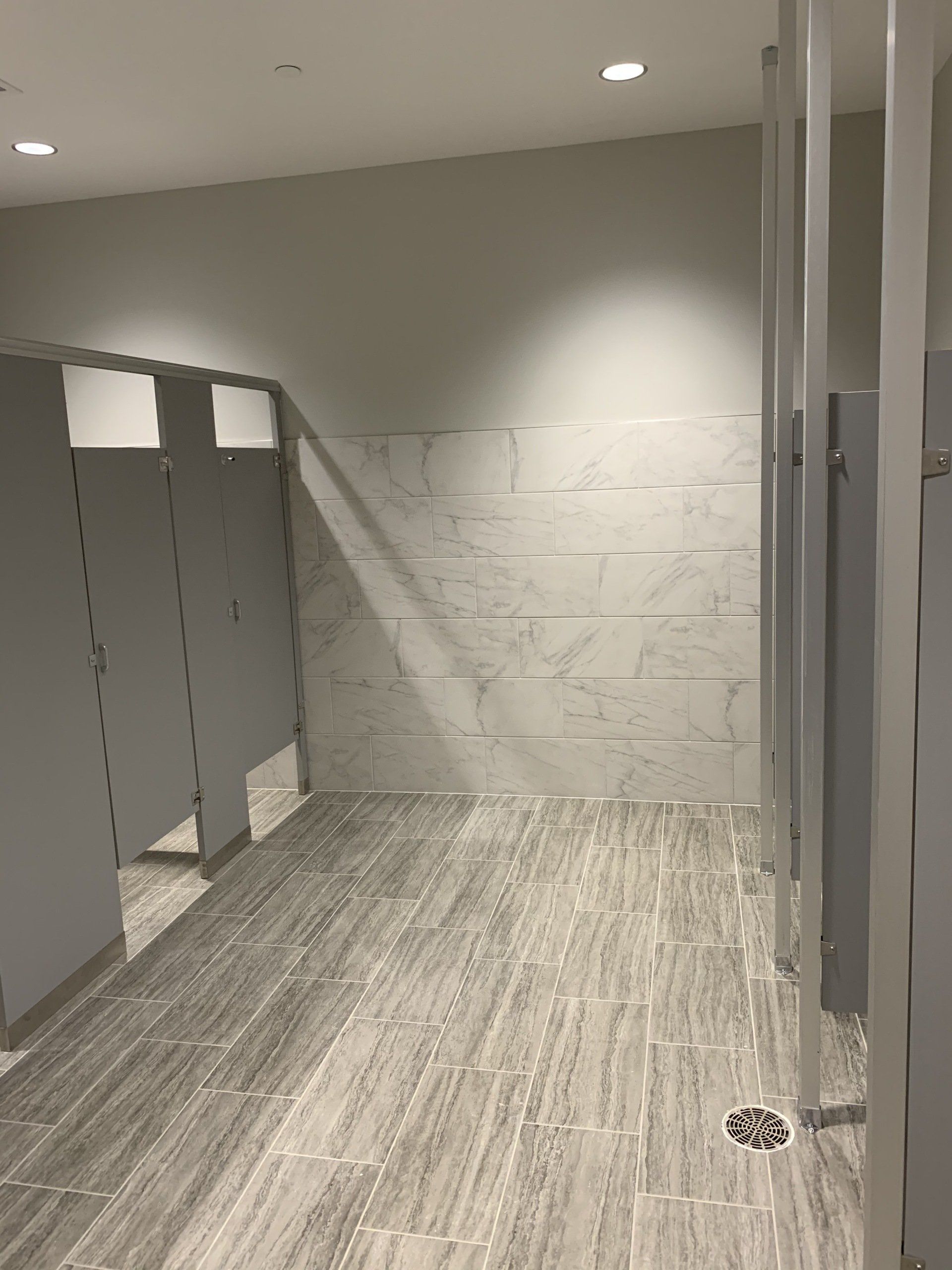 Convention Center Comfort Room — Sioux City, IA — L&L Builders Co.