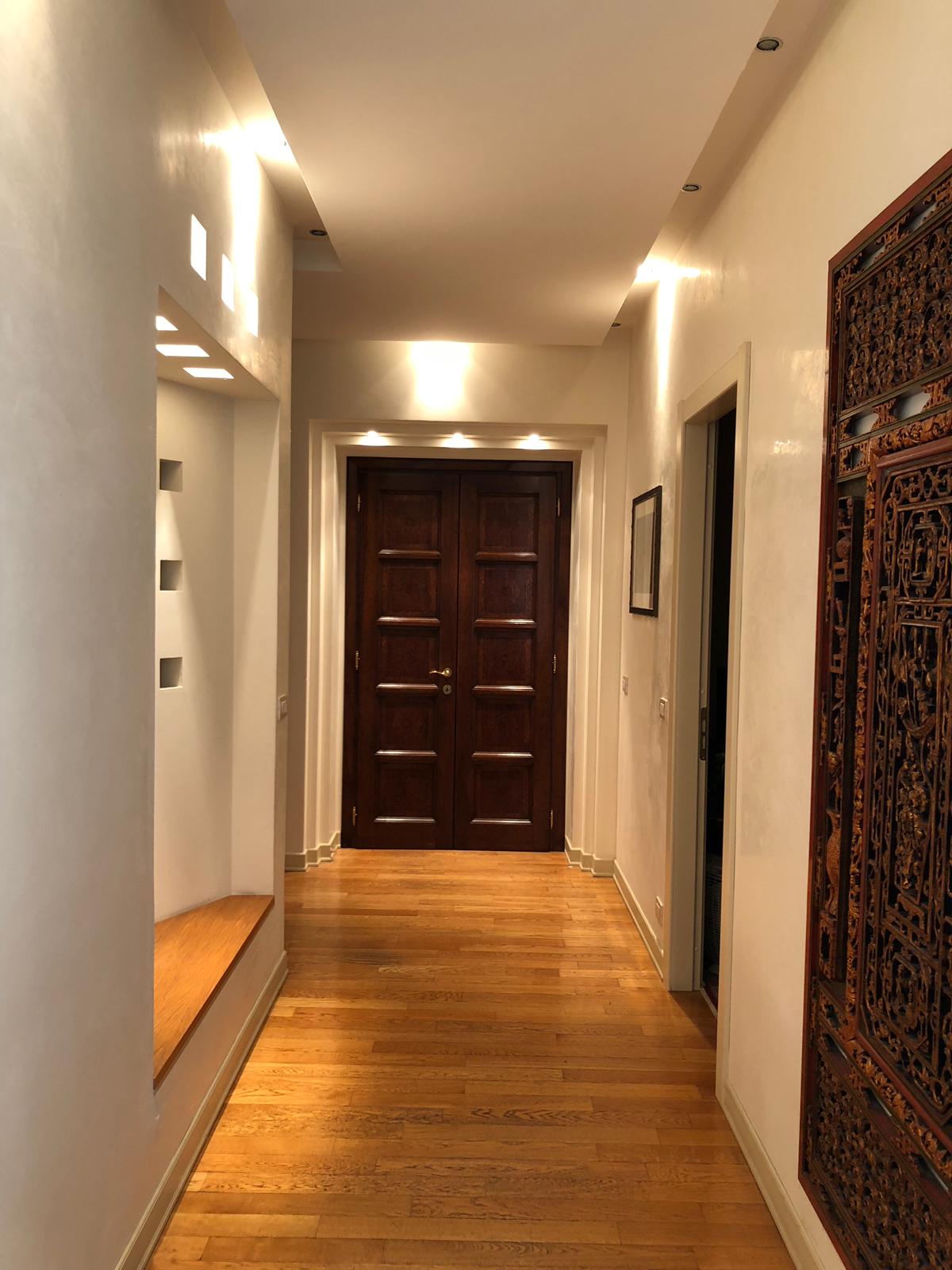 corridoio in studio notarile