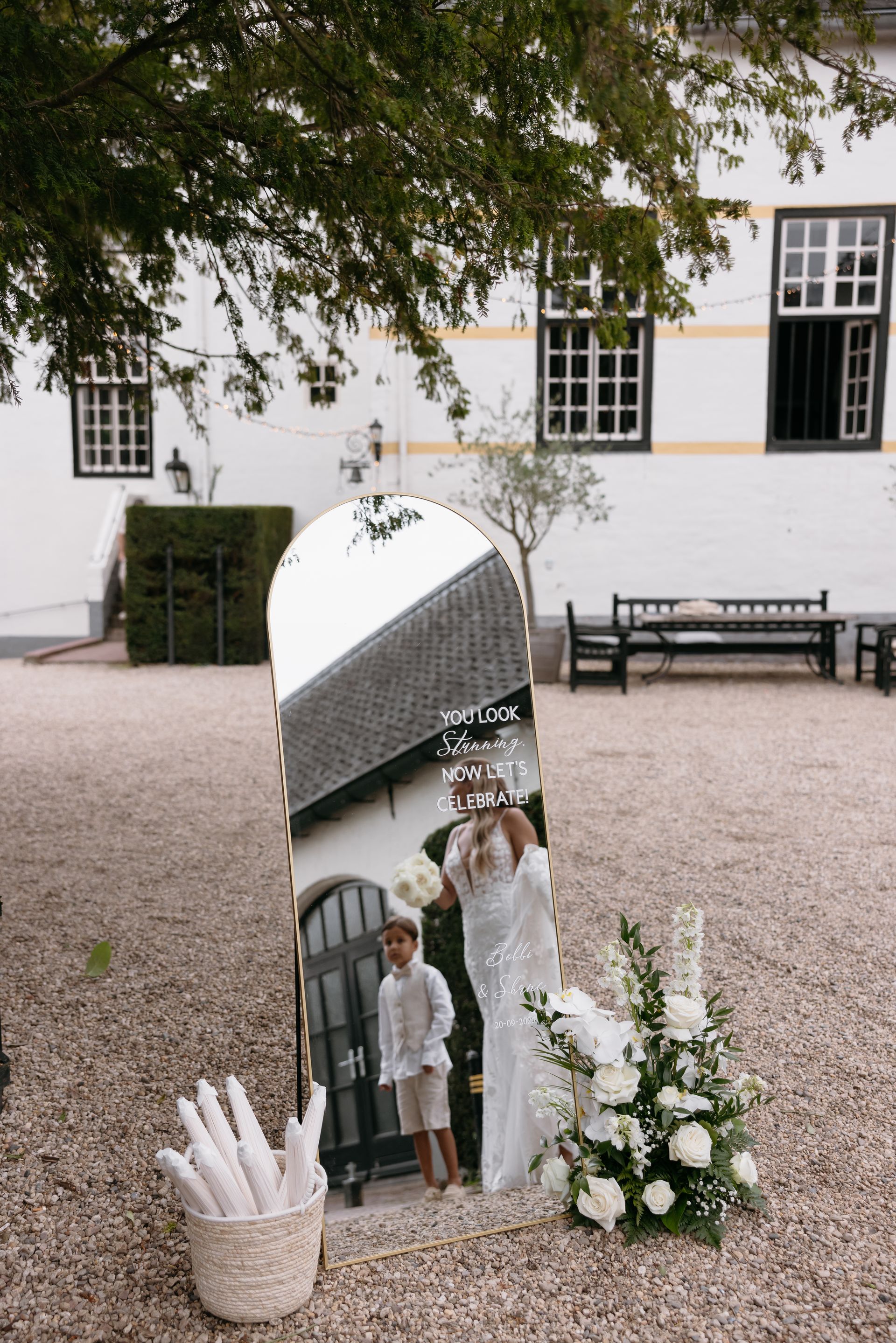 bruiloftdecoratie zuid-holland, welkomstbord, trouwbord, trouwdecoratie, welkomspiegel bruiloft, welkomstspiegel, Welkomstbord spiegel bruiloft