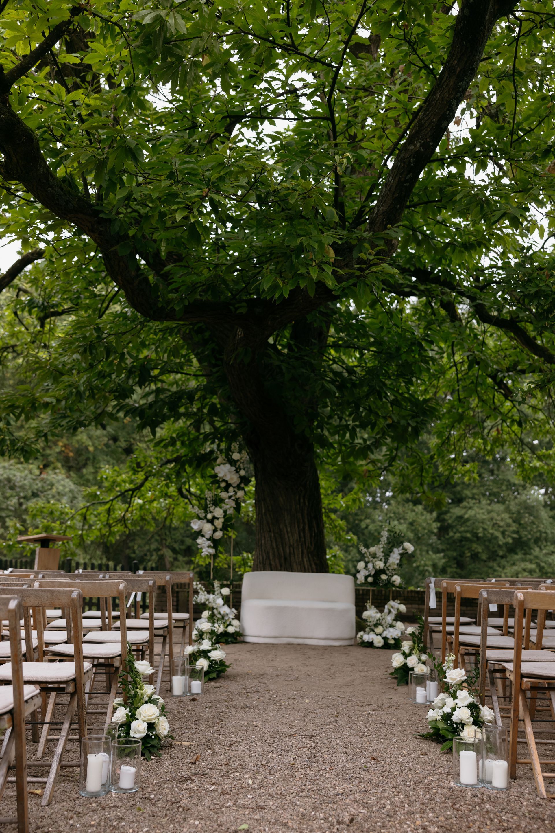 Backdrop,backdrop,trouwprieel, bruiloftdecoratie zuid-holland, styling bruiloft, backdrop bloemen